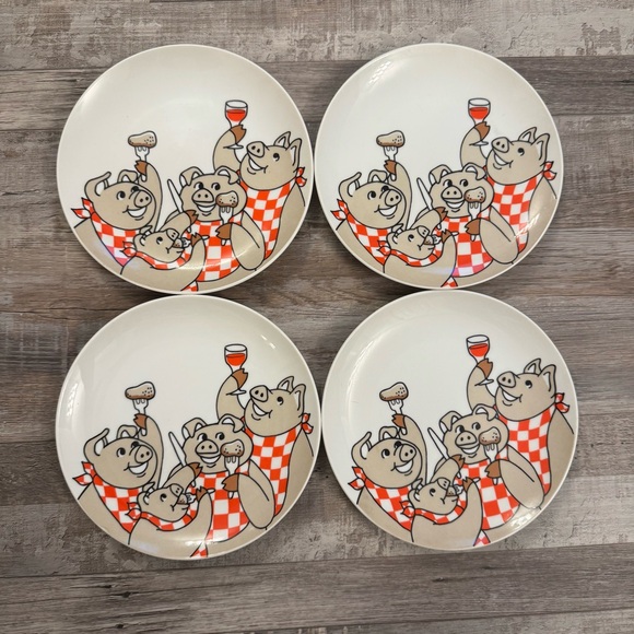 Fitz and Floyd Other - Vintage Fitz and Floyd Festive Pig Dinner Plates - Set of 4